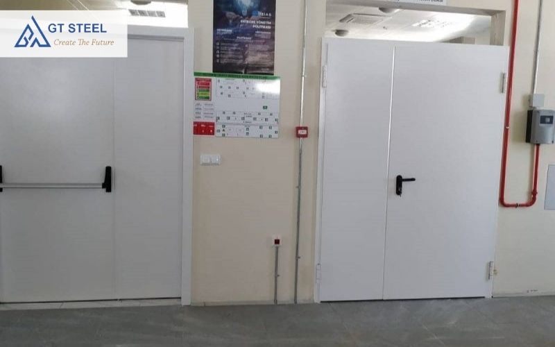 cửa chống cháy 2 cánh