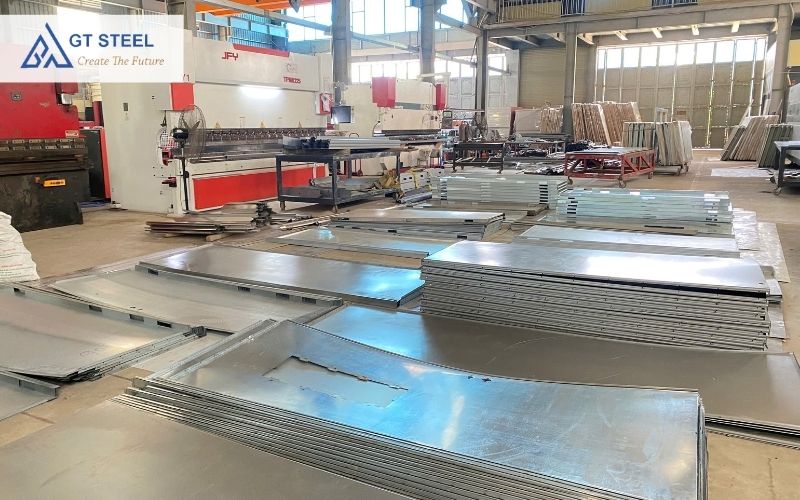 gia công cửa chống cháy