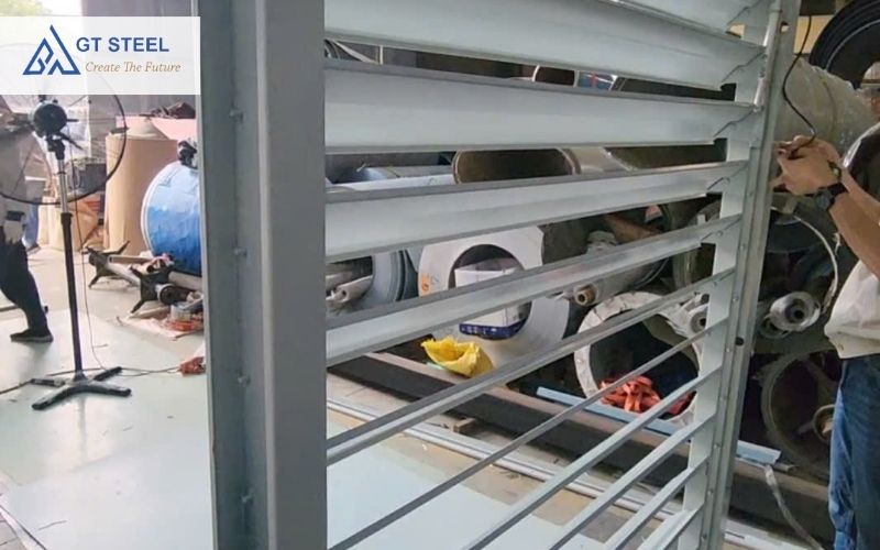 cửa chớp lật tự động