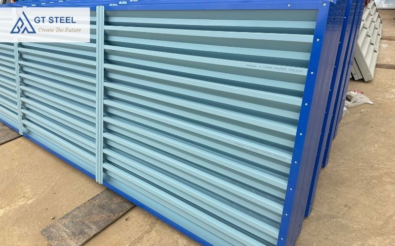 cửa chớp tôn nhà xưởng 