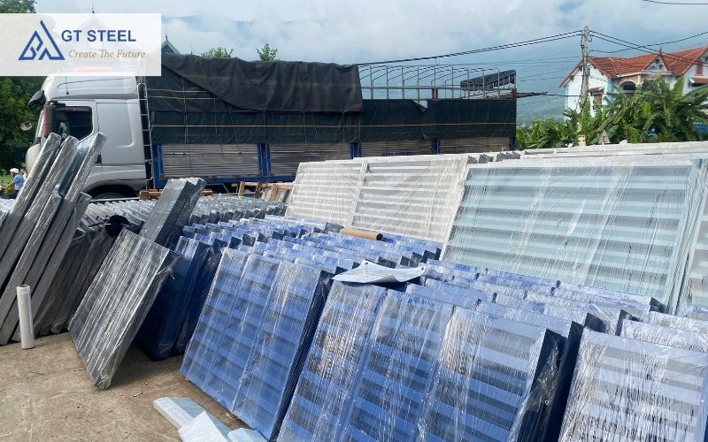 cửa sắt chớp lật