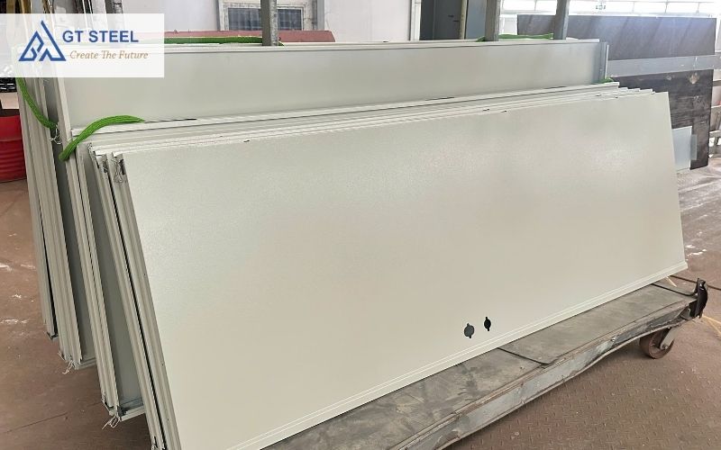 cửa thép chống cháy