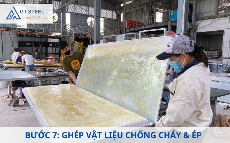 Ghép cửa thép chống cháy