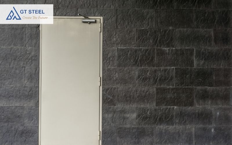cửa thép chống cháy tự động