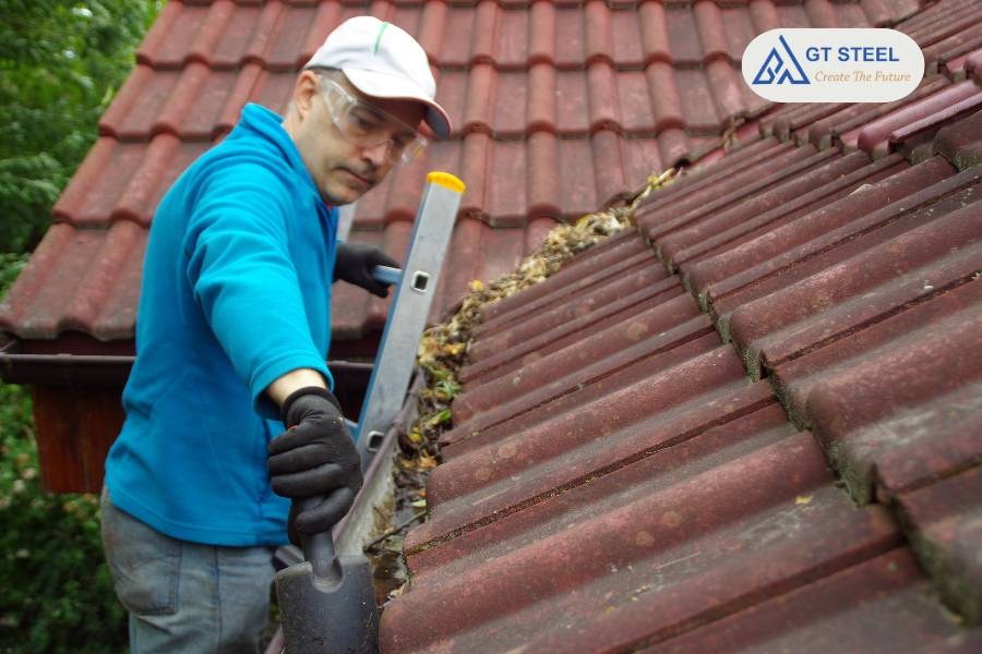 Dấu Hiệu Nhận Biết Máng Xối Bị Nứt Vỡ