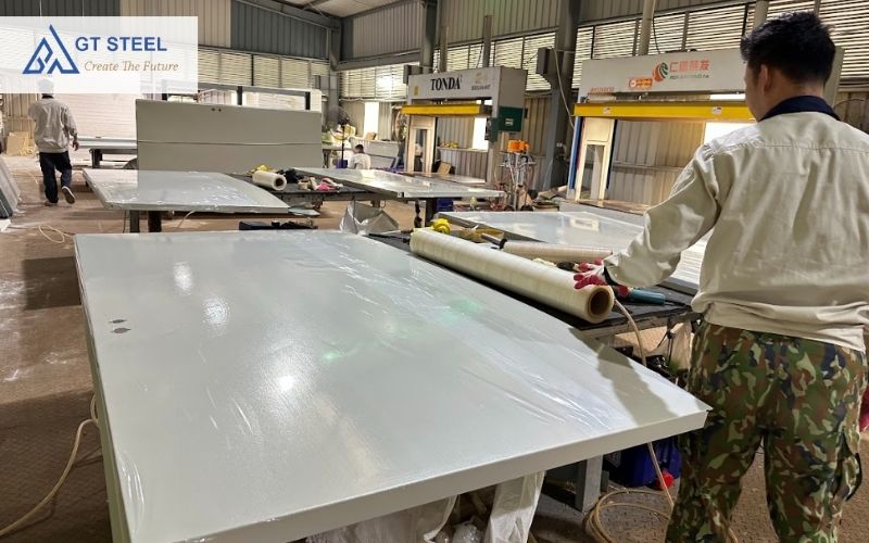 cửa thép chống cháy