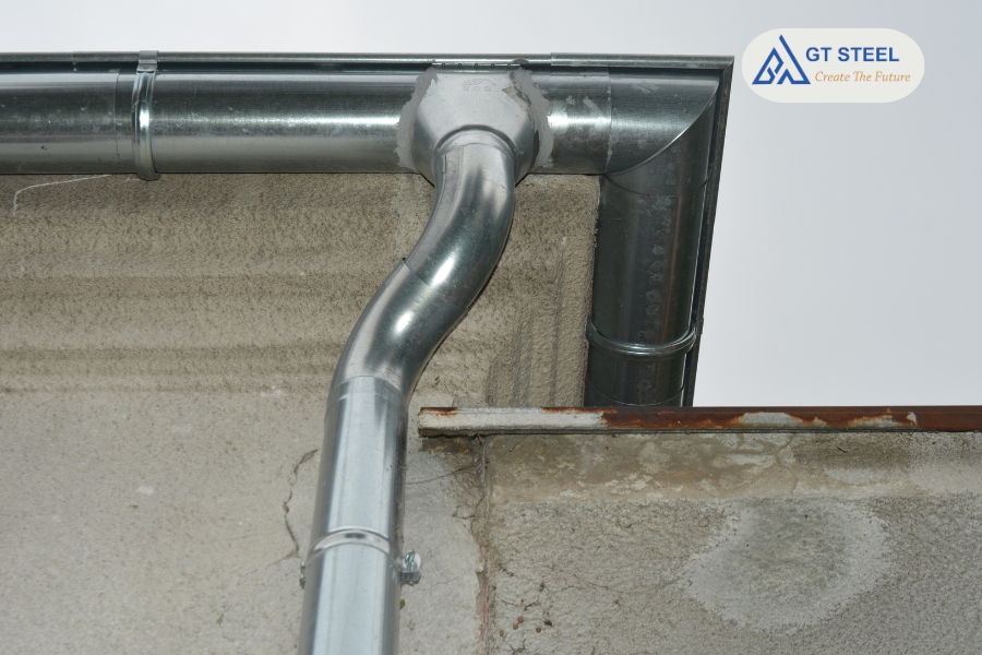 Giải Mã Giá Máng Xối Inox 304 Dày 1mm Trên Thị Trường