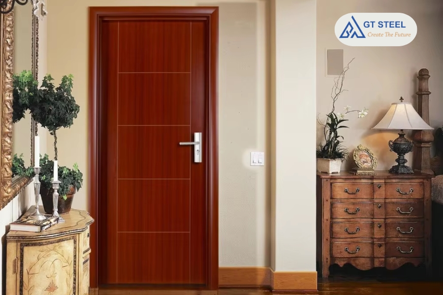 Khám Phá Bảng Giá Cửa Thép Vân Gỗ Mới Nhất 2025