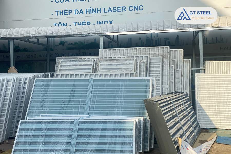 Quy Trình Gia Công Cửa Chớp Chi Tiết Nhất