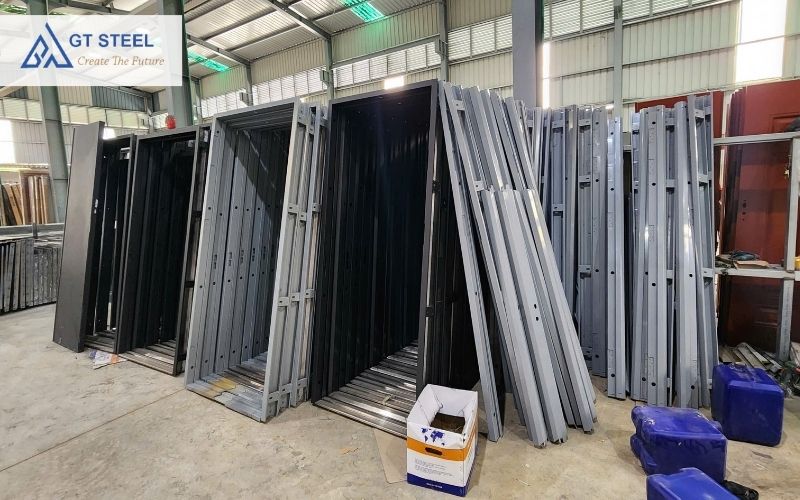 cửa thép chống cháy